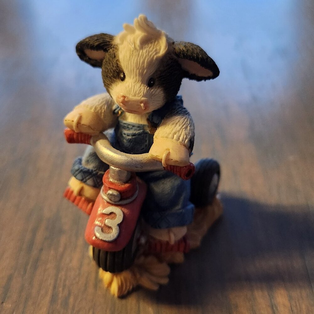 Vintage Mary's Moo Moos "Whee I'm Three!" Figurine 1997 Enesco Age 3